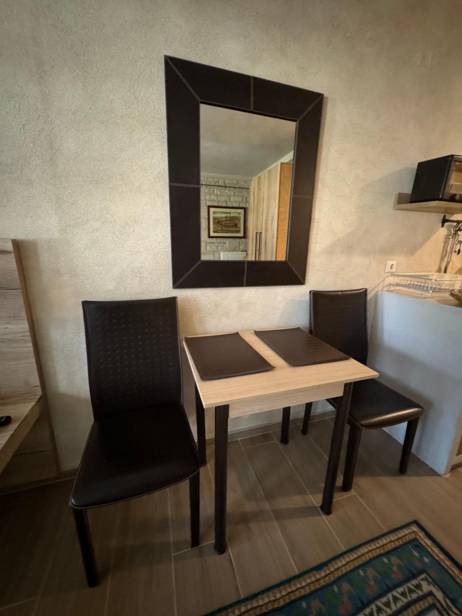 Aristi Boutique Stonehouse With Attic Apartment Exterior photo
